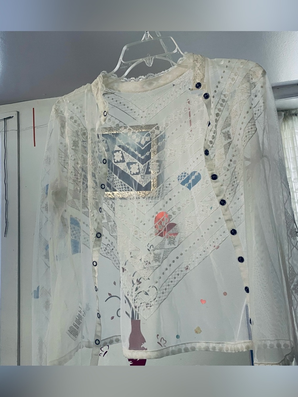 white top Button-Front